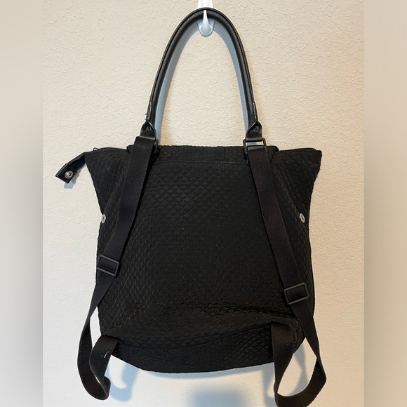 Vera Bradley Change it Up bag - Picture 2 of 3